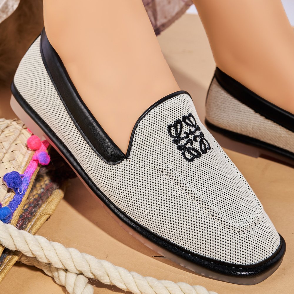 اسبادري نسائي فلات