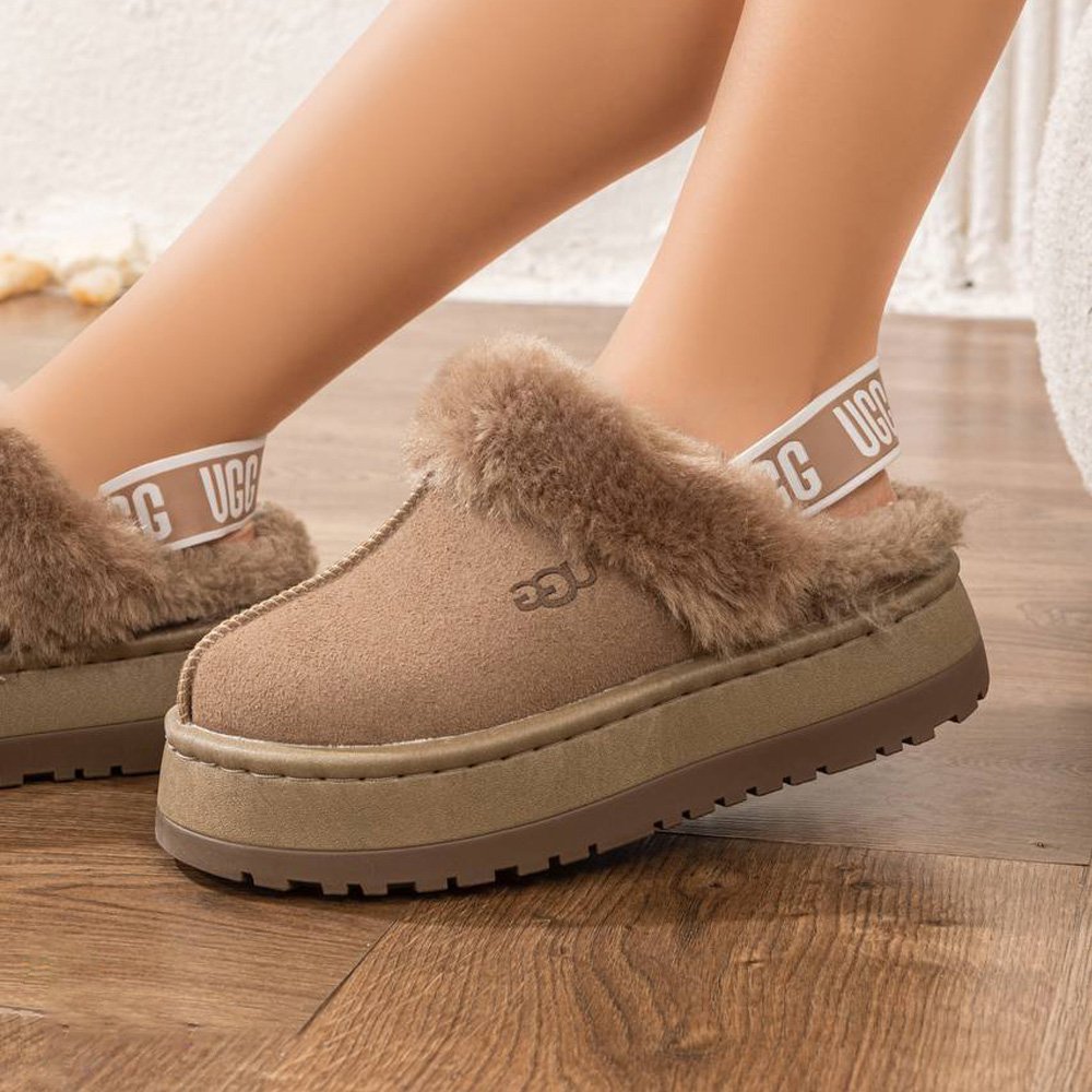 صابوه UGG مبطن بالفرو بأستك من الخلف 6 صابوه UGG مبطن بفرو