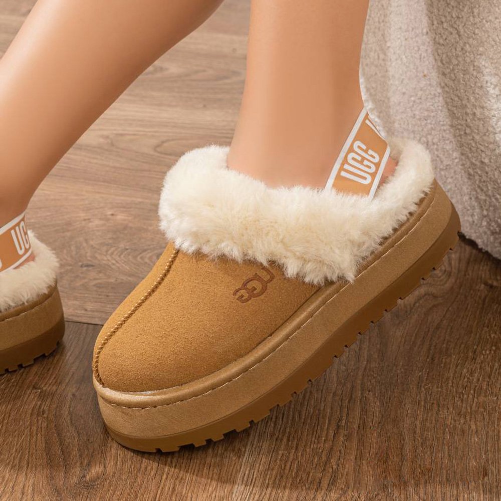 صابوه UGG مبطن بالفرو بأستك من الخلف 1 صابوه UGG مبطن بفرو