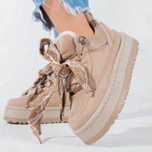 كوتشي UGG مستورد