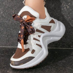 كوتشي سنيكرز LV نسائي مستورد – خفيف ومريح