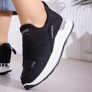 كوتشي نسائي طبي بدون رباط