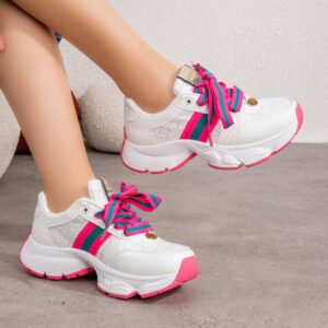 كوتشي نسائي مستورد مريح للإستخدام اليومي